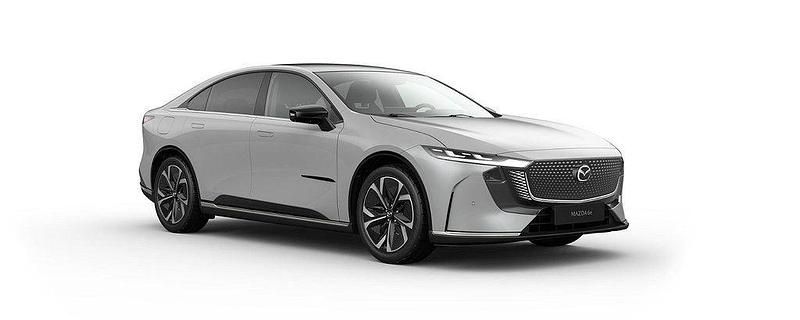 Grå (aero grey metallic (52c)) Begagnad 2025 Mazda 6e Takumi-Line Sedan | 499 500 kr - Bild 1/1