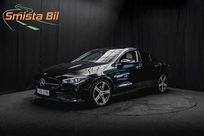 Svart Begagnad 2019 Mercedes CLA200 Premium Sportkupé | 284 700 kr (Marknadspris) - Bild 1/3