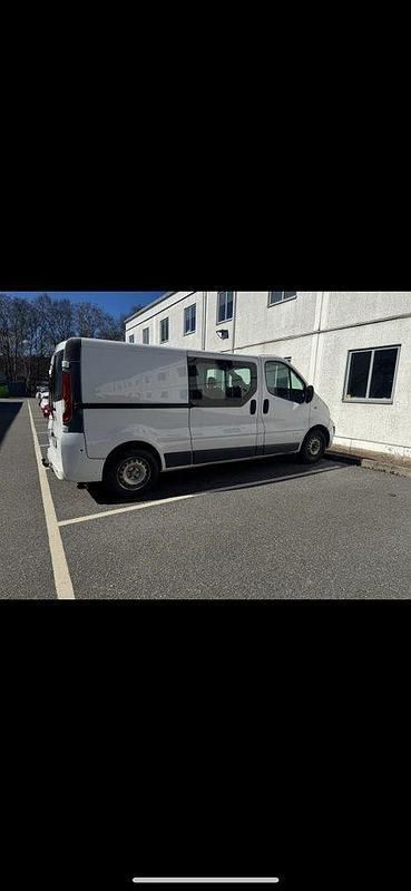 Begagnad 2010 Nissan Primastar Minibuss | 67 000 kr (Lite dyr) - Bild 1/4