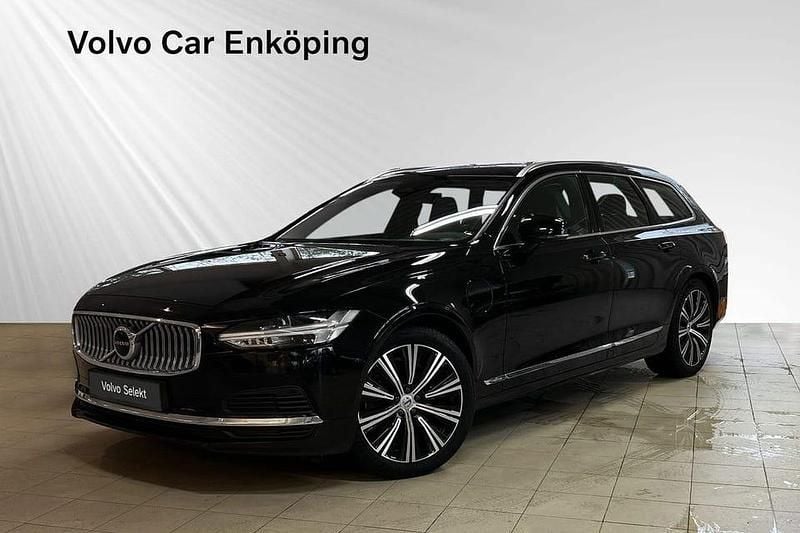 Svart Begagnad 2022 Volvo V90 Inscription Kombi | 329 900 kr - Bild 1/3