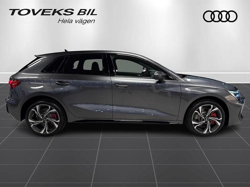 Ny Audi A3 Comfort 2026 Grå