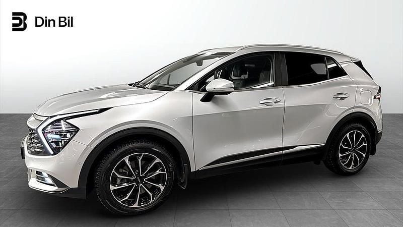 Begagnad Kia Sportage Advance 180 HK (132 kW) 2022 Grå SUV
