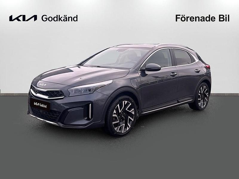 Begagnad Kia XCeed 141 HK (103 kW) 2022 Penta metal SUV
