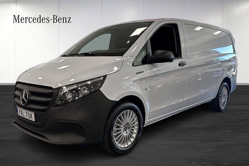 Vit Ny 2025 Mercedes e-Vito Minibuss | 598 750 kr (Marknadspris) - Bild 1/4
