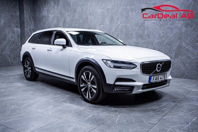 Vit Begagnad 2020 Volvo V90 CC Momentum Kombi | 266 800 kr (Marknadspris) - Bild 1/4