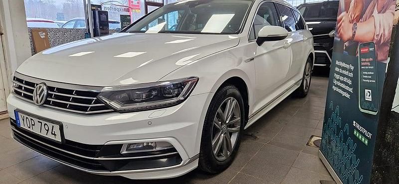 Begagnad VW Passat GT 190 HK (139 kW) 2018 Vit Kombi