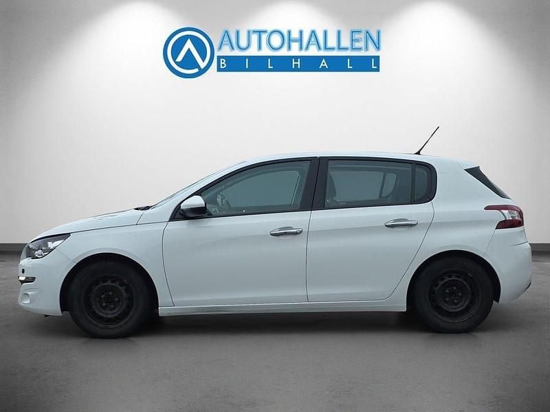 Begagnad Peugeot 308 120 HK (88 kW) 2015 Vit Halvkombi