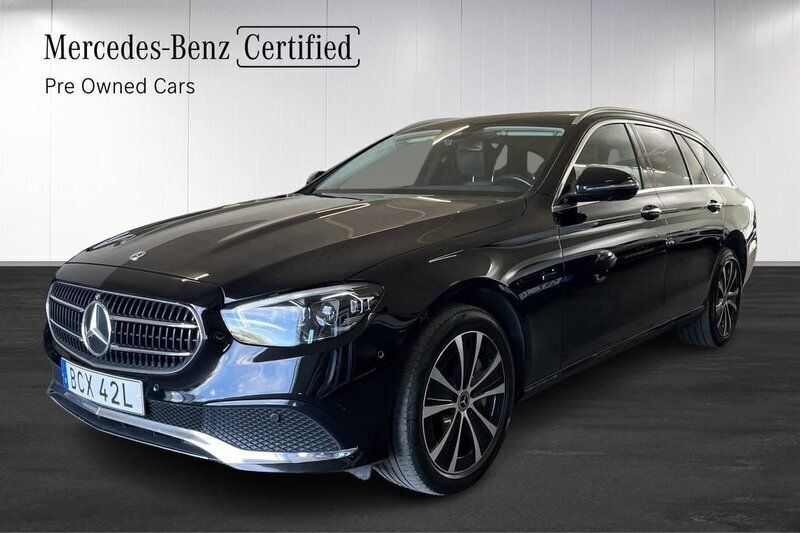 Svart Begagnad 2021 Mercedes E300 Kombi | 349 900 kr (Bra pris) - Bild 1/4