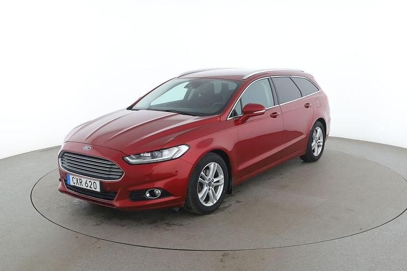 Röd Begagnad 2015 Ford Mondeo Titanium Kombi | 136 000 kr (Marknadspris) - Bild 1/3