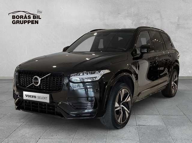 Svart Begagnad 2022 Volvo XC90 R-Design SUV | 639 000 kr (Marknadspris) - Bild 1/4