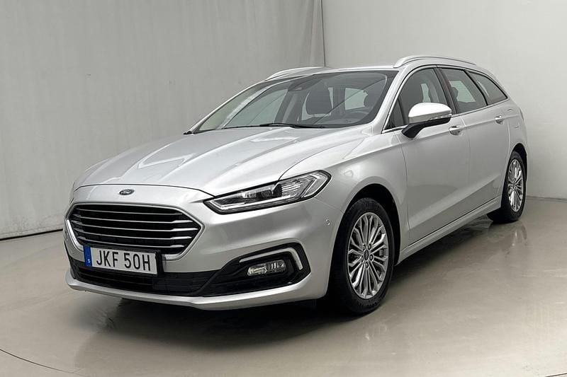 Grå Begagnad 2022 Ford Mondeo Titanium | 225 000 kr - Bild 1/4