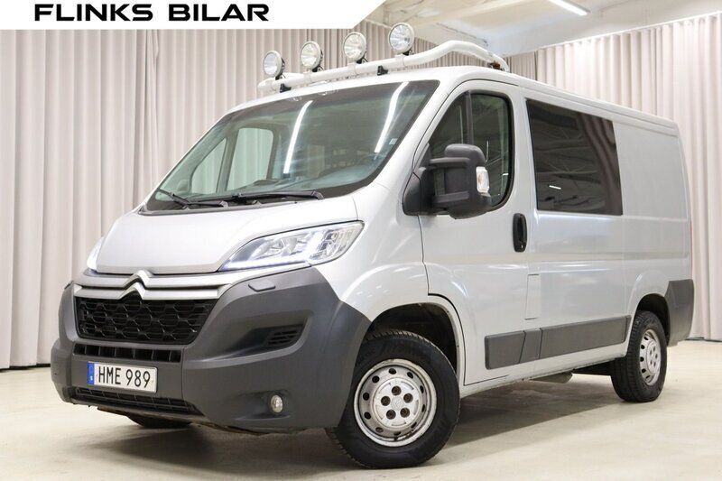Silver Begagnad 2017 Citroën Jumper Minibuss | 199 900 kr - Bild 1/4