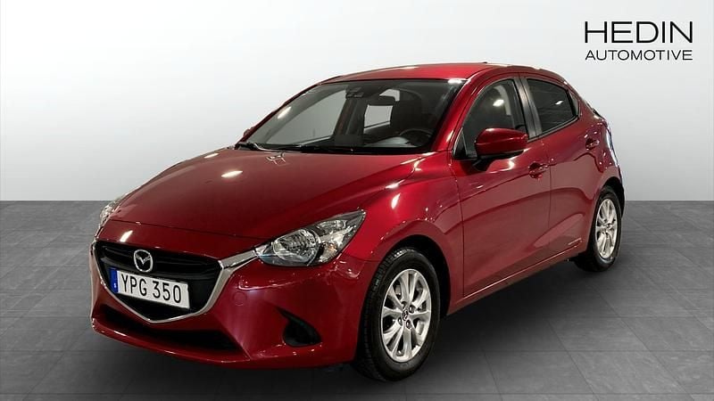 Röd (red) Begagnad 2018 Mazda 2 Halvkombi | 119 900 kr (Bra pris) - Bild 1/4