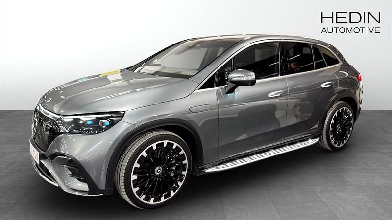 Begagnad Mercedes EQE500 AMG 100 kW (136 HK) 2023 Grå SUV