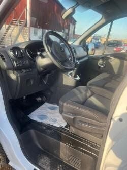 Vit Begagnad 2021 Renault Trafic Van | 245 000 kr (Bra pris) - Bild 1/4
