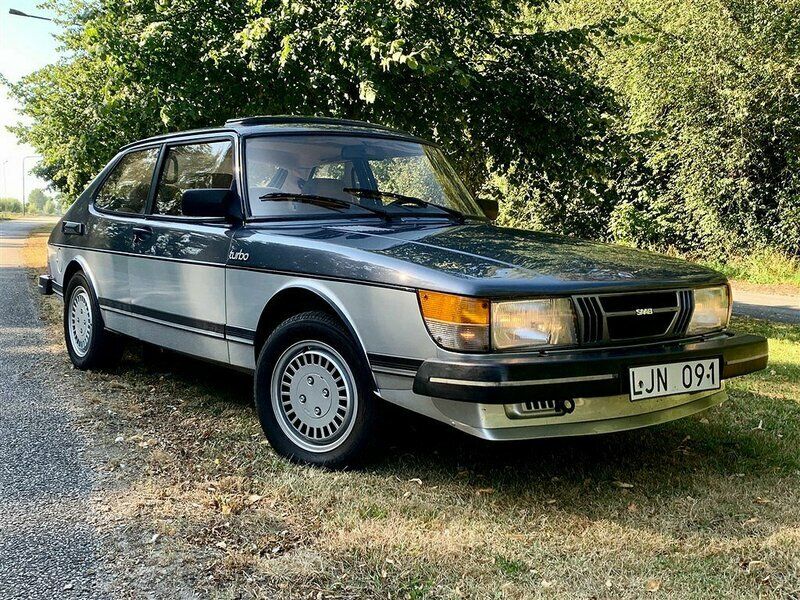 282a6e05-ee03-4561-a48e-40e9e30efc12_saab-900-turbo-lux-3-dorrar-2-0.jpg