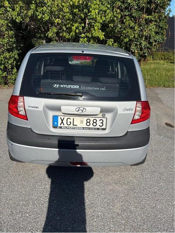 Grå Begagnad 2006 Hyundai Getz Halvkombi | 8 000 kr (Superpris) - Bild 1/3
