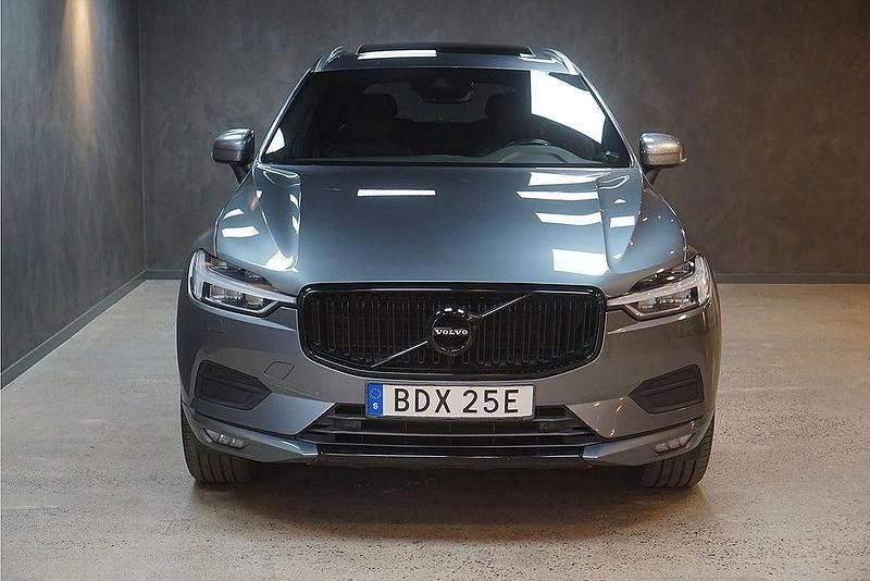 Begagnad Volvo XC60 Momentum 190 HK (139 kW) 2019 Grå SUV