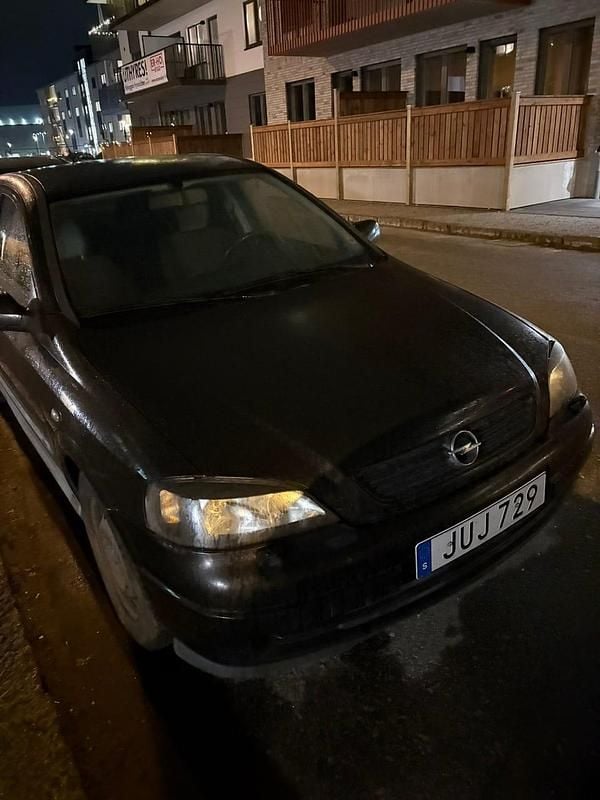 Begagnad 1999 Opel Astra Halvkombi | 11 000 kr (Bra pris) - Bild 1/4