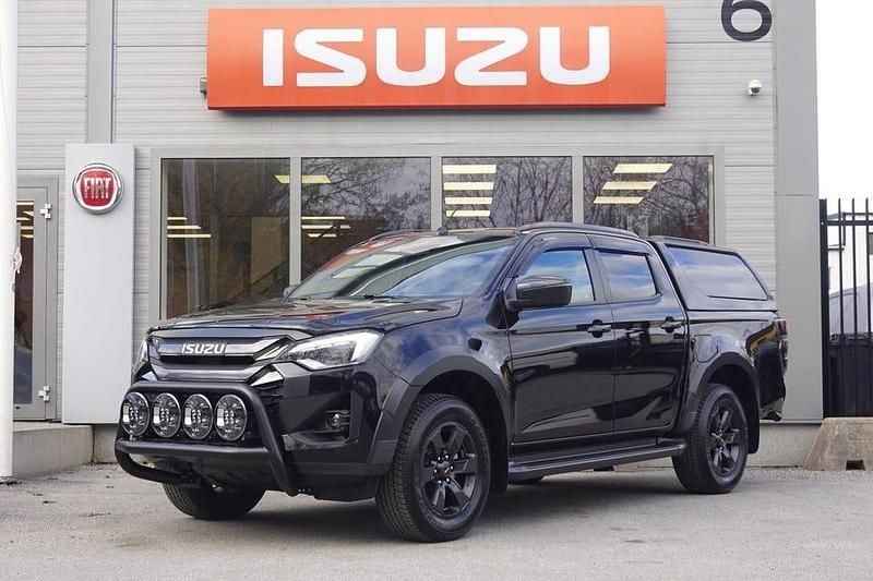 Svart Begagnad 2024 Isuzu D-Max Van | 836 250 kr (Dyr) - Bild 1/4
