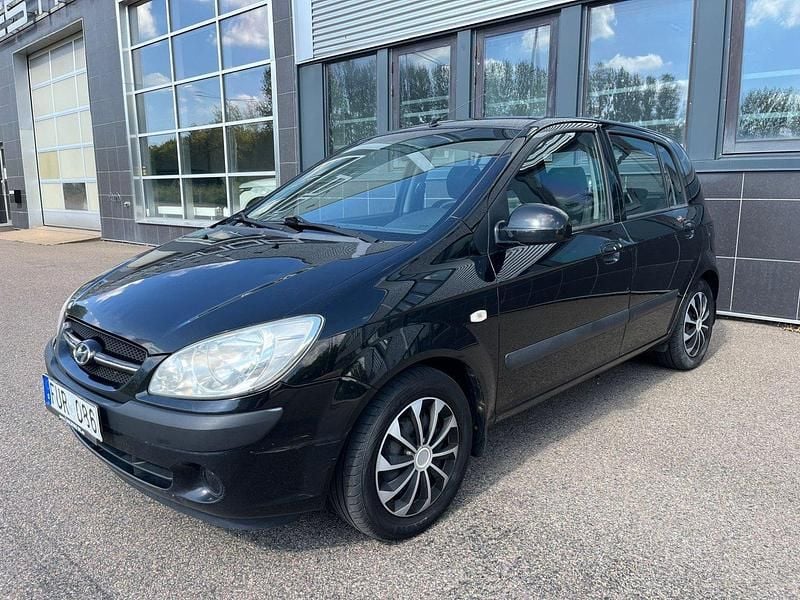 Svart Begagnad 2007 Hyundai Getz Halvkombi | 29 900 kr (Marknadspris) - Bild 1/4