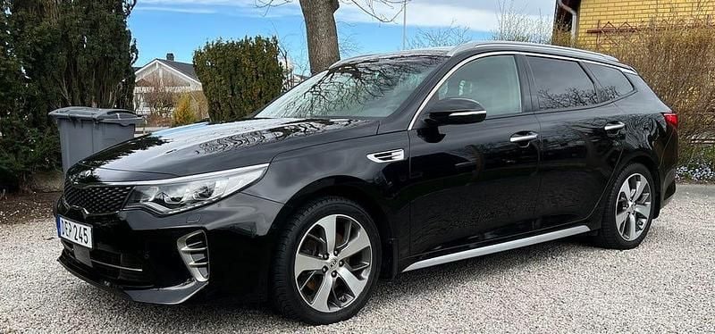 Begagnad 2017 Kia Optima GT-Line Kombi | 129 000 kr (Superpris) - Bild 1/4