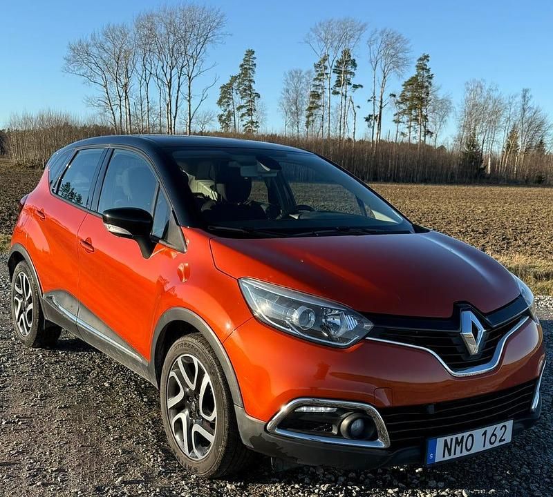 Begagnad 2015 Renault Captur SUV | 75 000 kr (Marknadspris) - Bild 1/4