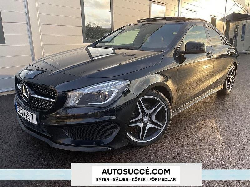 Svart Begagnad 2014 Mercedes CLA180 AMG Sedan | 119 900 kr (Dyr) - Bild 1/4