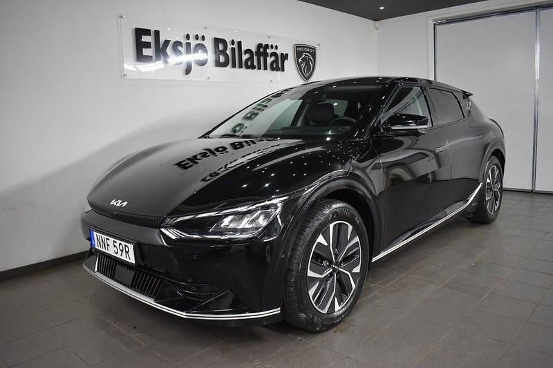 Svart Begagnad 2022 Kia EV6 Plus SUV | 379 500 kr (Superpris) - Bild 1/4