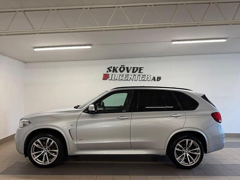 Silver Begagnad 2016 BMW X5 M Sport SUV | 389 500 kr (Marknadspris) - Bild 1/4