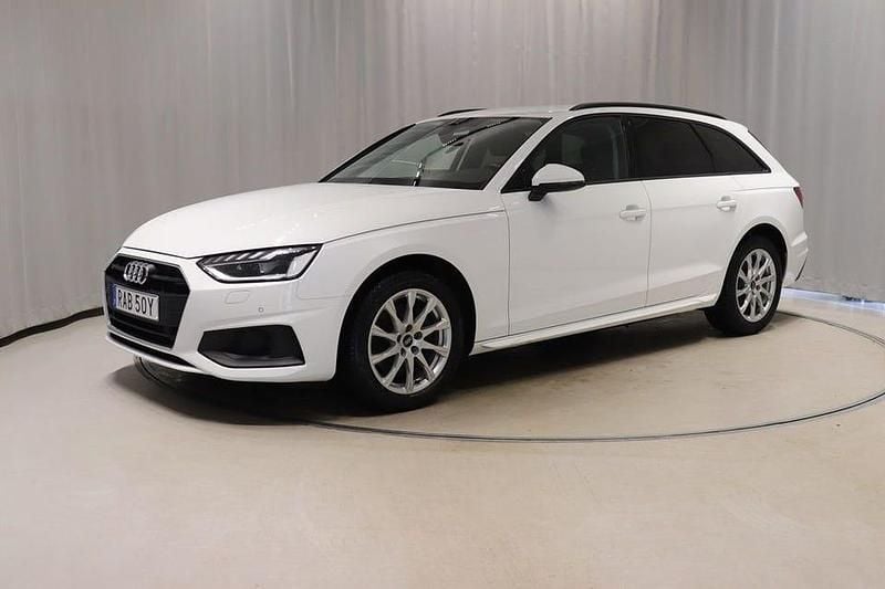 Begagnad Audi A4 Comfort 170 HK (125 kW) 2022 Vit Kombi