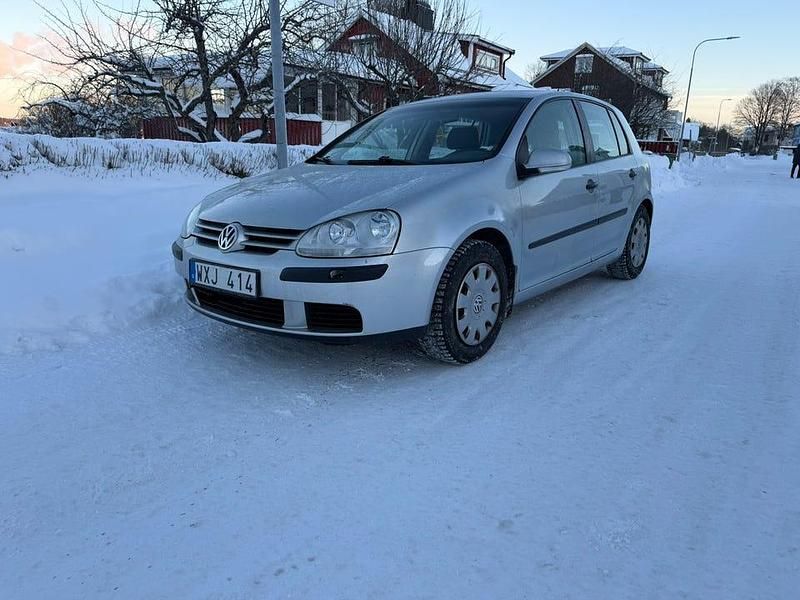 Begagnad 2006 VW Golf IV | 29 900 kr (Marknadspris) - Bild 1/4