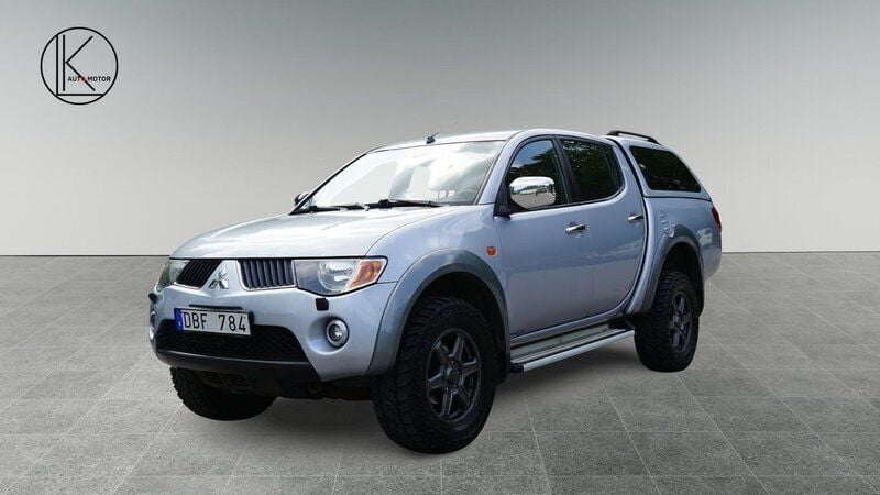 Silver Begagnad 2007 Mitsubishi L200 Pickup | 94 900 kr (Bra pris) - Bild 1/4