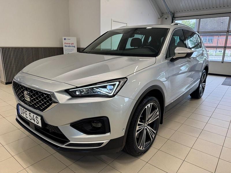 Silver (silvermetallick) Begagnad 2020 Seat Tarraco 4Drive SUV | 299 900 kr (Marknadspris) - Bild 1/4