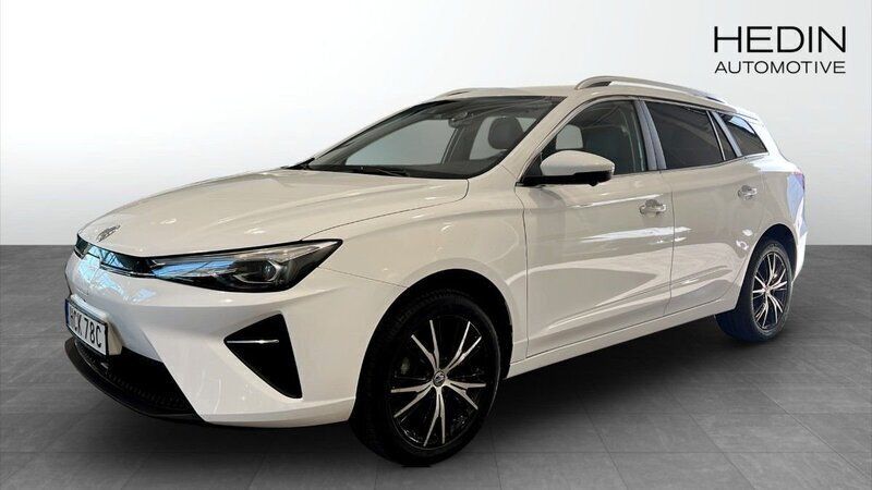 Vit (white) Begagnad 2022 MG MG5 EV Long Range Kombi | 229 900 kr (Marknadspris) - Bild 1/4