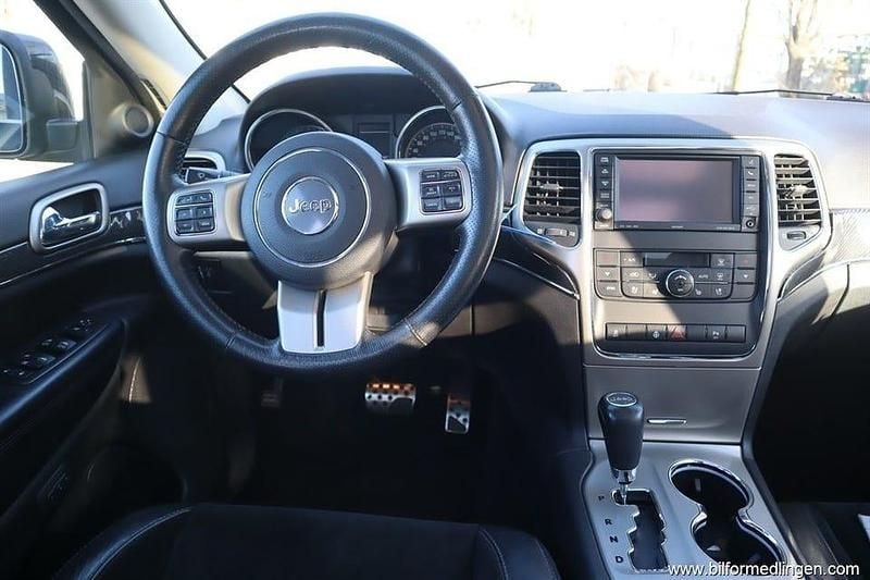 Begagnad Jeep Grand Cherokee 241 HK (177 kW) 2012 Svart SUV