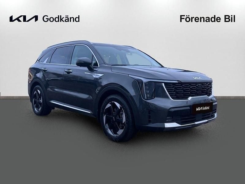 Begagnad Kia Sorento Advance 252 HK (185 kW) 2024 Grå SUV