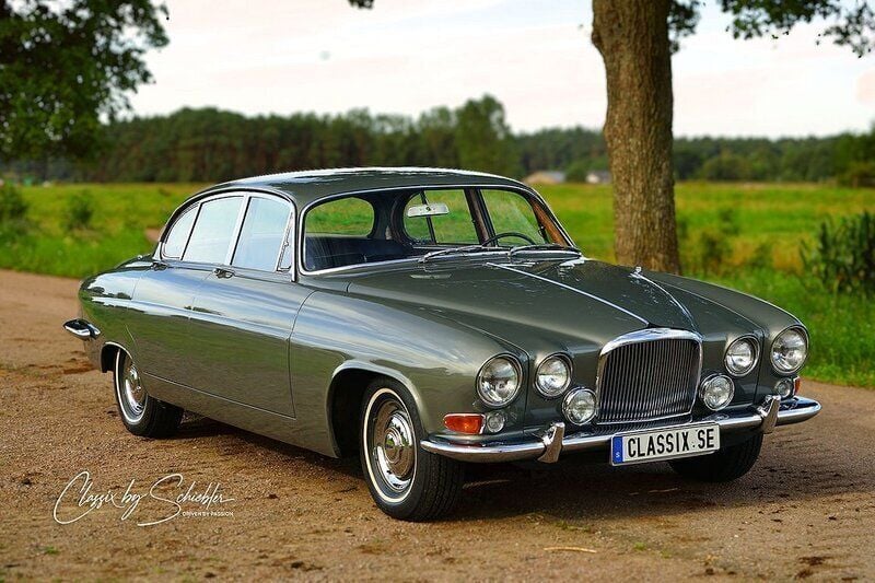 Begagnad Jaguar MK X 265 HK (194 kW) 1962 Grå Sedan