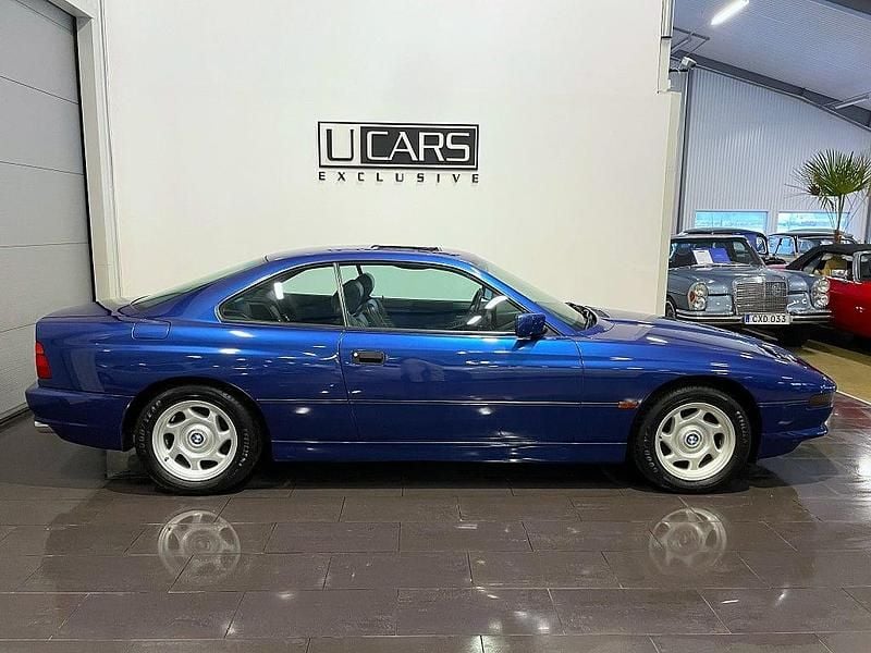 Begagnad BMW 850 301 HK (221 kW) 1992 Blå Sportkupé