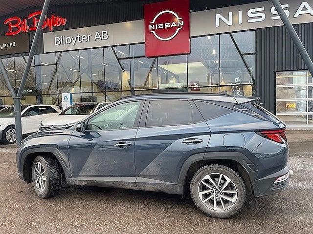 Blå teal metallic Begagnad 2021 Hyundai Tucson Essential SUV | 259 500 kr - Bild 1/1