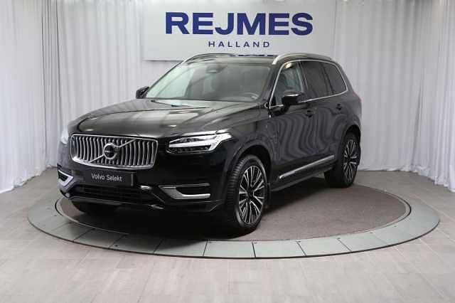 Svart Begagnad 2023 Volvo XC90 Plus SUV | 689 500 kr (Bra pris) - Bild 1/4