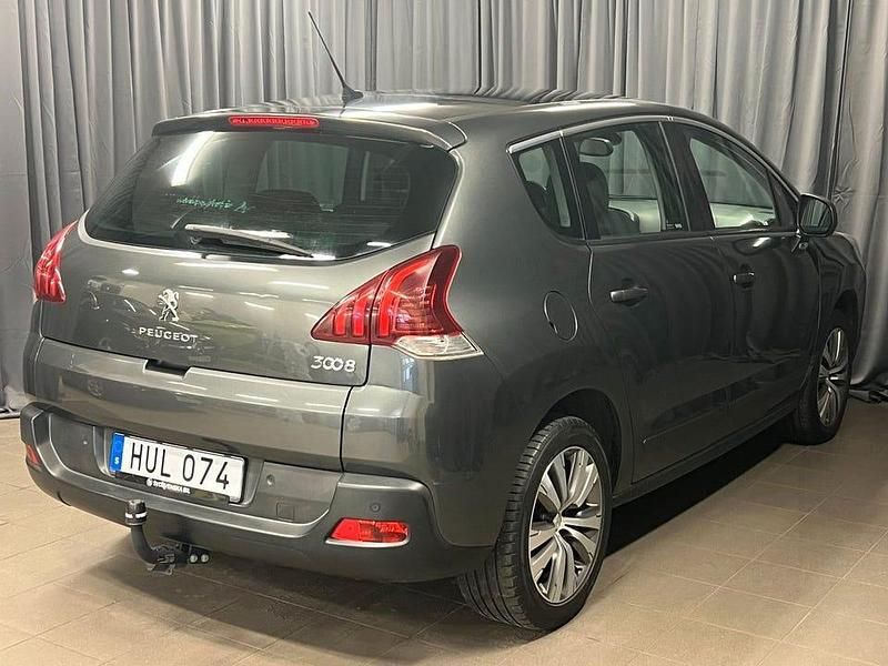 Begagnad Peugeot 3008 131 HK (96 kW) 2015 Mörkgrå Kombi