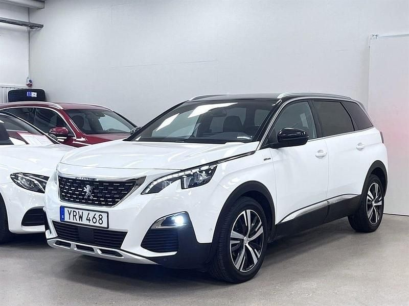 Vit Begagnad 2017 Peugeot 5008 GT-line SUV | 179 900 kr (Marknadspris) - Bild 1/4