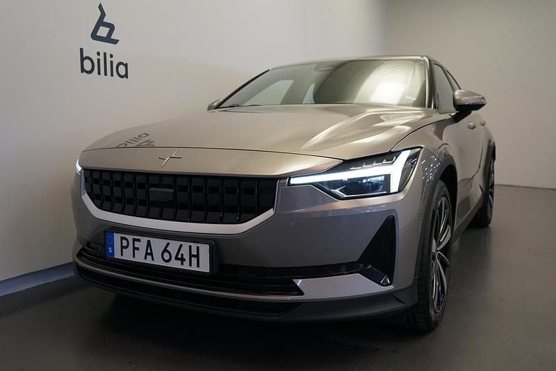 Grå Begagnad 2022 Polestar 2 Long Range Single Motor Halvkombi | 269 500 kr (Bra pris) - Bild 1/3
