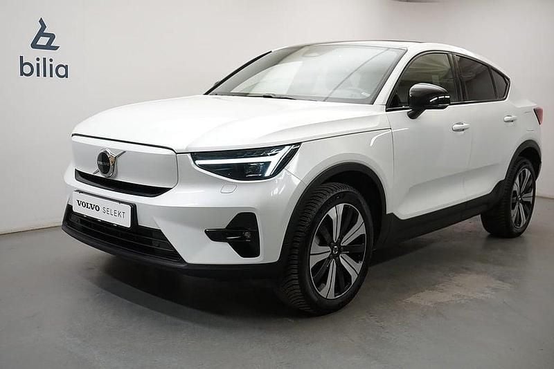Vit Begagnad 2022 Volvo C40 Plus SUV | 359 900 kr (Lite dyr) - Bild 1/3