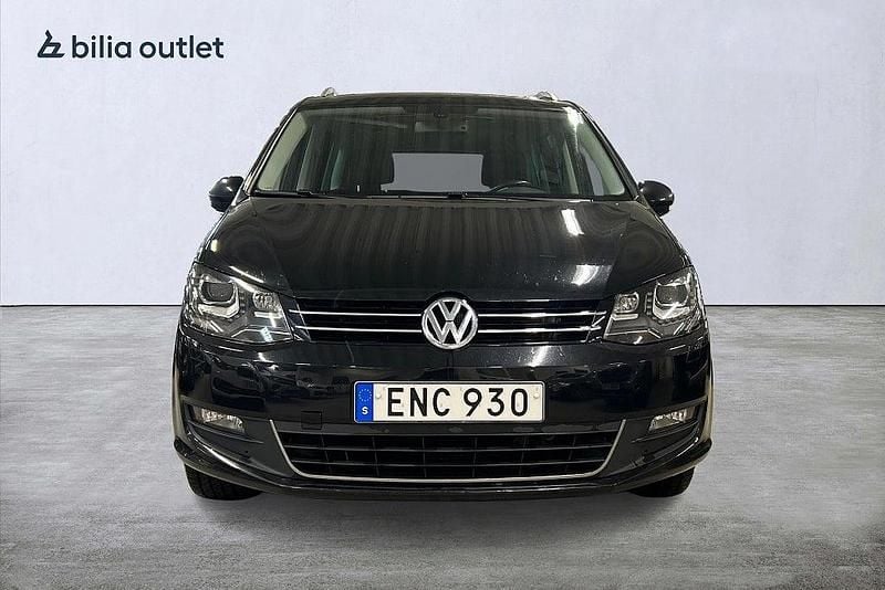 Begagnad VW Sharan 140 HK (102 kW) 2014 Svart Minibuss