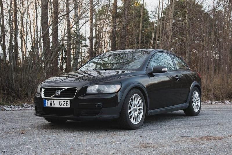 Begagnad 2008 Volvo C30 Halvkombi | 42 000 kr (Marknadspris) - Bild 1/4