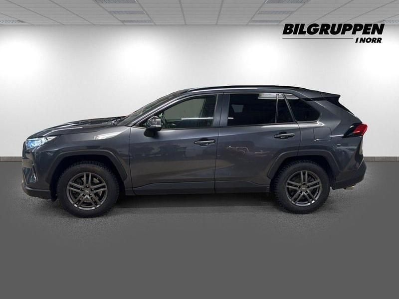 Begagnad Toyota RAV4 Hybrid Active 222 HK (163 kW) 2022 Grå SUV