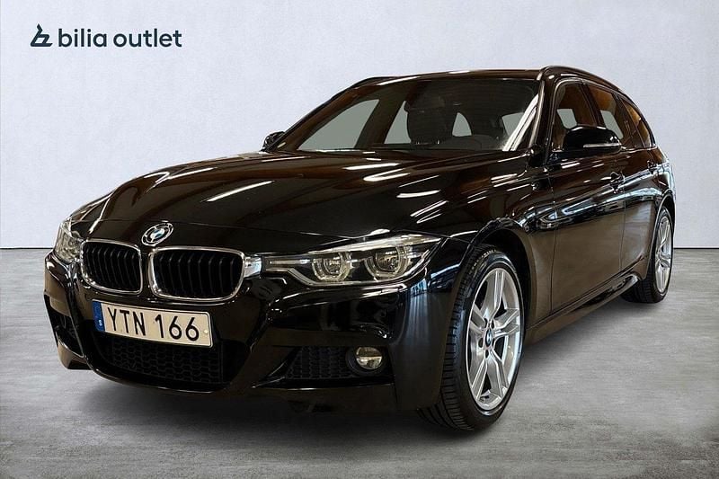 Svart Begagnad 2017 BMW 320 M Sport Kombi | 239 900 kr (Lite dyr) - Bild 1/3