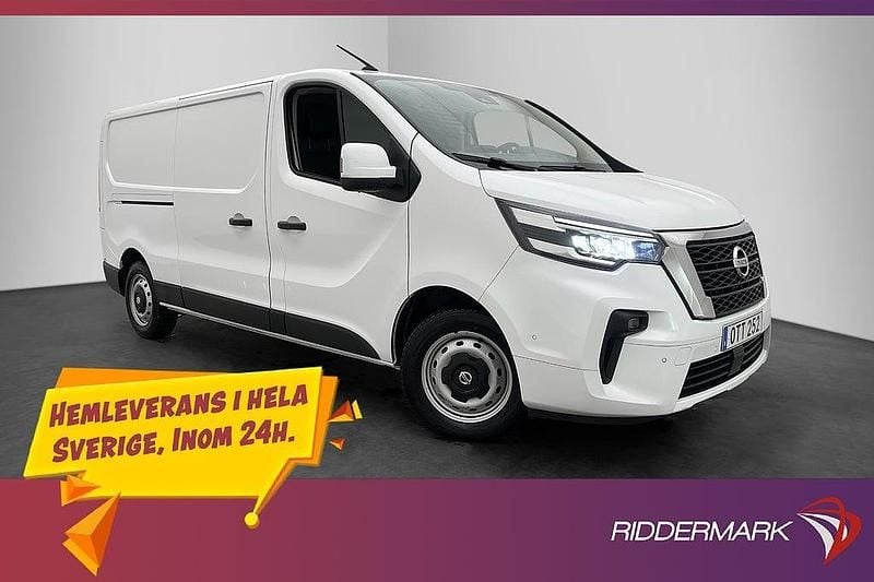 Vit Begagnad 2022 Nissan Primastar Minibuss | 299 800 kr (Superpris) - Bild 1/3